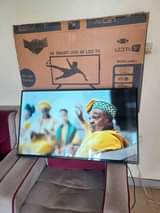 A picture of Lamberts 43 inch smart UHD 4k TV for sale at
