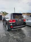 A picture of Toyota land cruiser V8 SUV 2016 upgraded to 2022