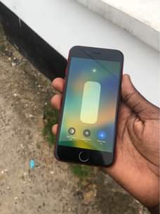 A picture of Iphone 8