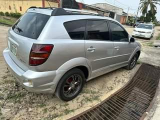 A picture of Pontiac vibe 2004