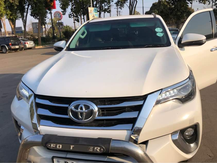 used toyota fortuner