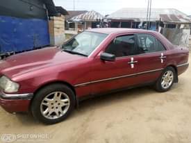 A picture of M BENZ SALOON 220