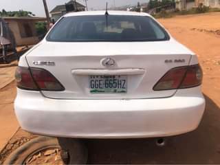 A picture of Reg Lexus Es330 2004 model owner needed money urgently perfectly