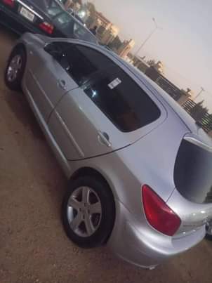 A picture of Peugeot 307