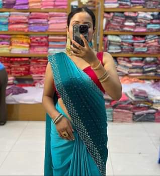 A picture of Saree
