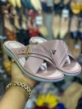 A picture of Flat shoes