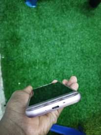 A picture of Aquos Sense 704