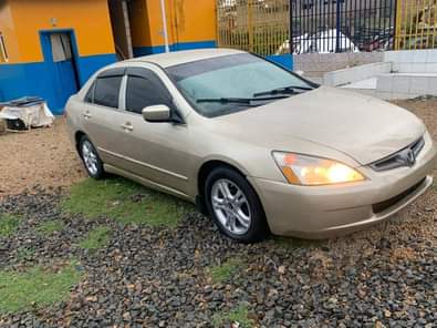 A picture of Super Clean Honda Accord EOD 2005 Ac everything is working