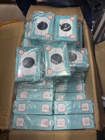 A picture of 55 000 Universal mifi devices