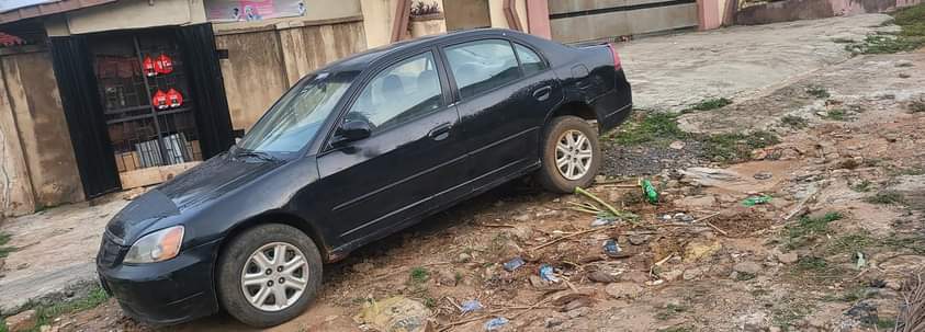 A picture of Honda civic 03