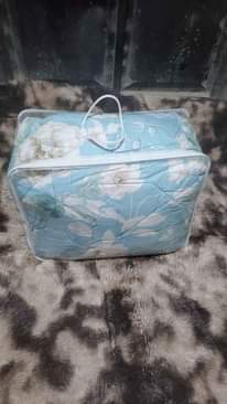 A picture of Shuka duvet safii