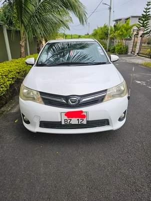 toyota fielder