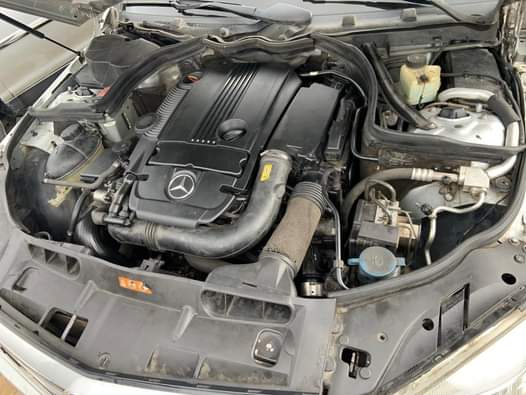 A picture of Direct Foreign used Full options 2010 C200 BENZO Still Mint