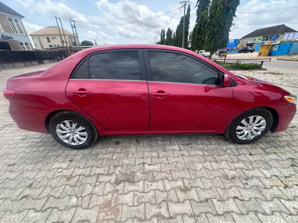 A picture of Toyota Corolla 2013