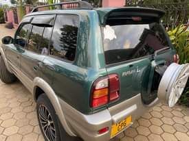 A picture of Toyota RAV4 Bei 12.5m