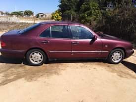 classifieds/cars mercedes