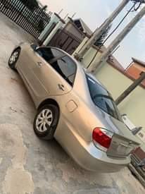 A picture of 2004 Toyota Camry