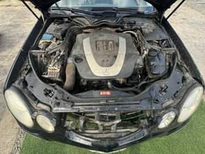 A picture of 2005 model Mercedes Benz E350 Pure tokumbo standard Nothing to