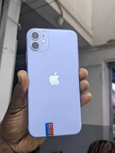 A picture of Iphone 11