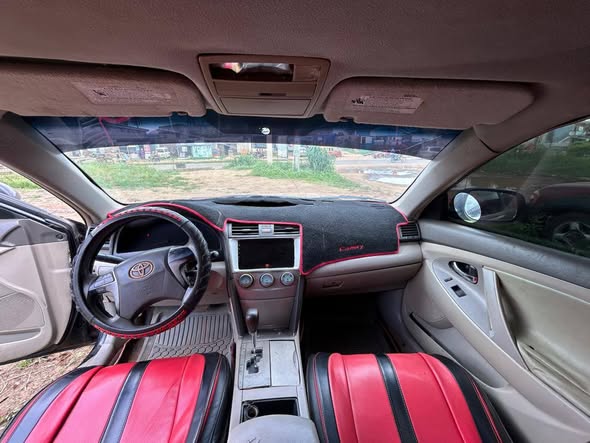 A picture of registered 2008 toyota camry for sale