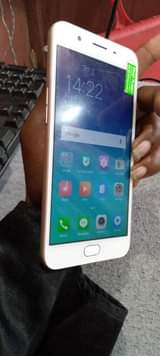 A picture of oppo gb 64 bada mpya 155000 too ipo kibamba call