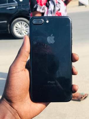 A picture of iPhone 7 Plus 256gb bei 270 000 0692853914 battery 100
