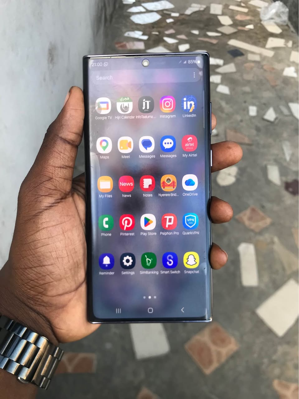 A picture of SAMSUNG S22 ULTRA INAUZWA