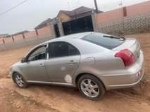 used toyota avensis