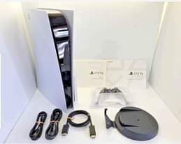 A picture of PS5 UK USED FULL SET