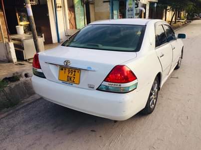 A picture of TOYOTA MARK II BEI MILLION 7.5