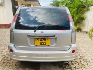 A picture of Nissan X trail
