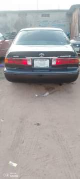 A picture of Toyota Camry Aka droplight 1m