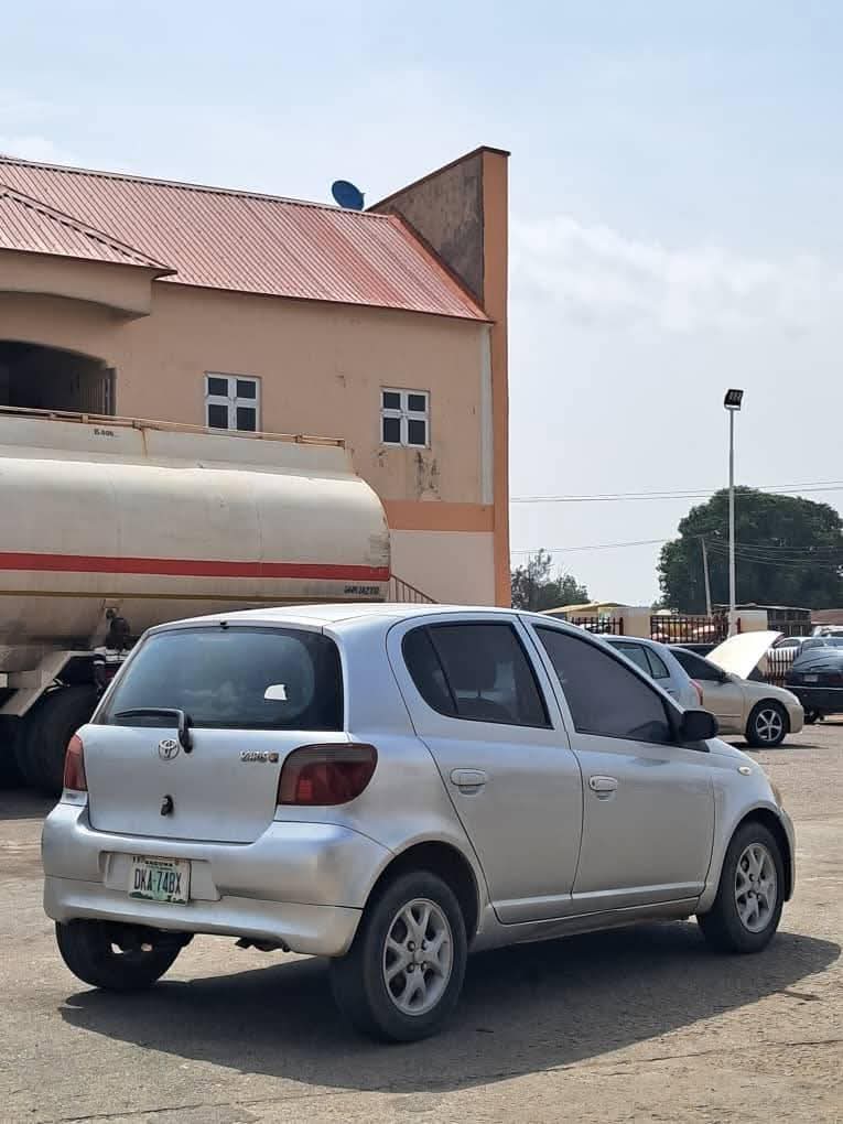 A picture of 2005 Toyota yaris