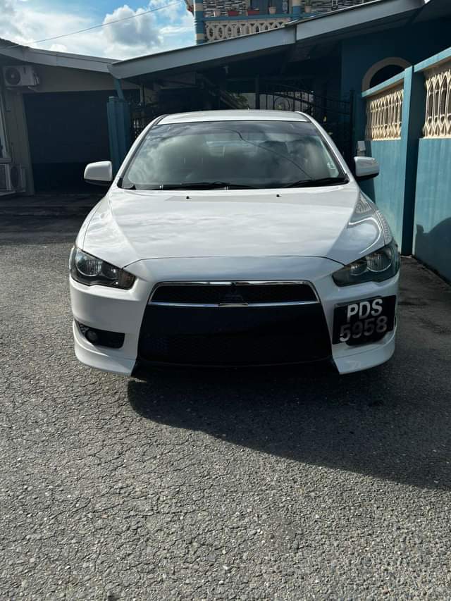 mitsubishi lancer