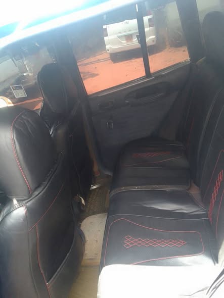 A picture of Available Uhs 10m 0702549830