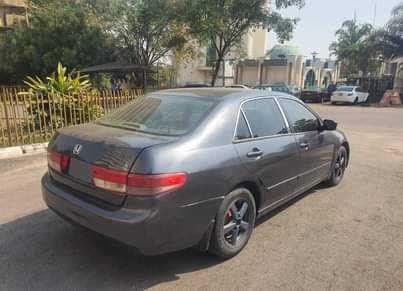 A picture of Honda Accord 2004 model aka Eod 4 sale Super Clean
