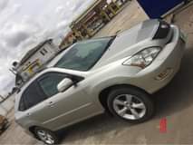 A picture of Registered First body 2005 RX 350