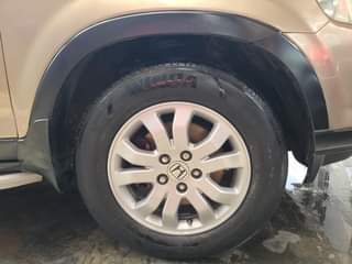 A picture of Tokunbo Standard Full Option Honda CRV 2005