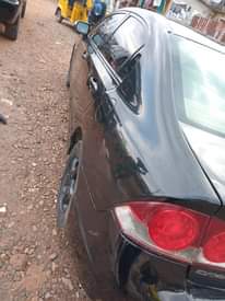 A picture of Honda Civic 2008 model 4plugs perfectly working. Buy and with