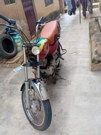 A picture of 2024 Bajaj Boxer
