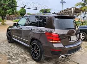 A picture of KinzzyAuto s LTD 08109018982 12 700 000 REFER AND EARN