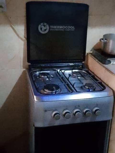 A picture of Very clean thermocool 4Face Gas Cooker For Sale