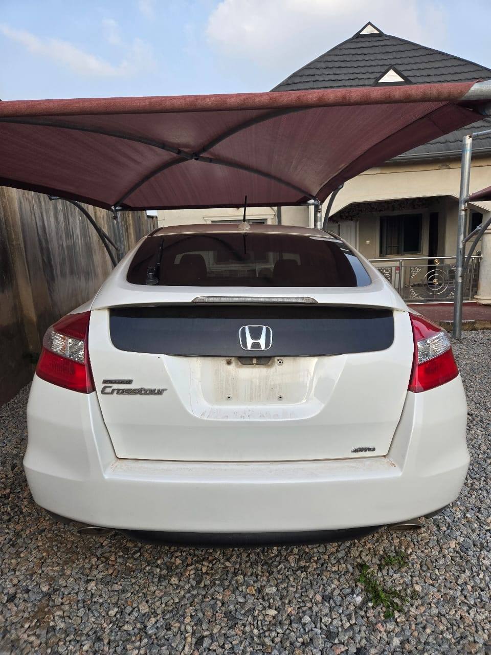 A picture of BARELY USED HONDA CROSSTOUR 2011 MODEL