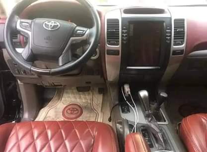 A picture of 2020 Toyota Land Cruiser prado