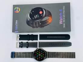 A picture of smartwatch RW32and 34
