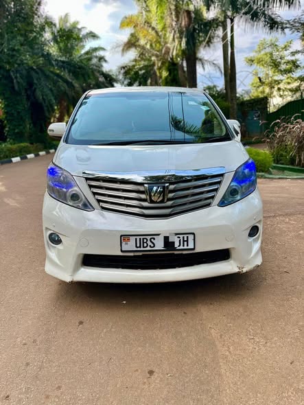 toyota alphard
