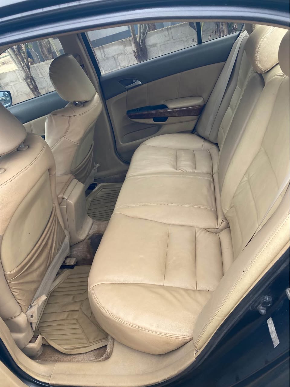 A picture of Honda accord 09