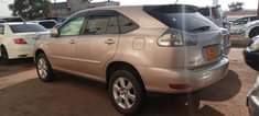 A picture of TOYOTA HARRIER 2006 34M