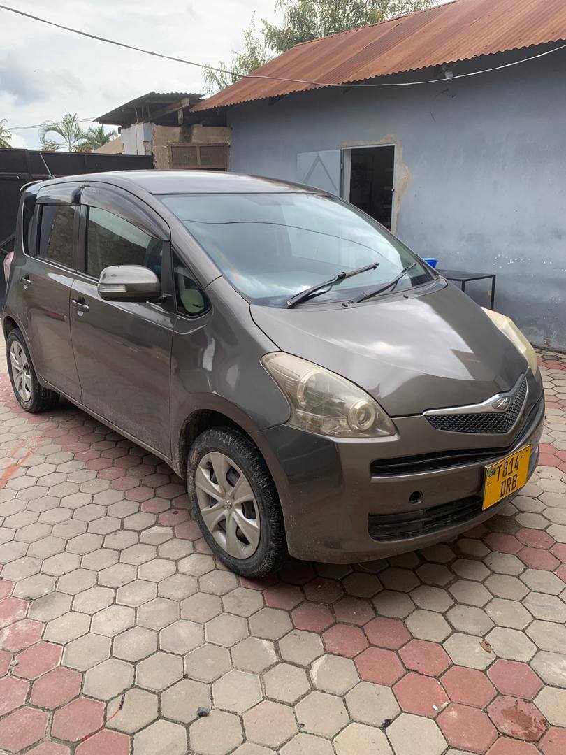 A picture of TOYOTA RACTIS BEI MIL 10079 2198 402 069 9201 261