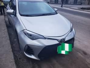 A picture of 2014 Toyota corolla Belgium grade facelifted to 2017 everything working